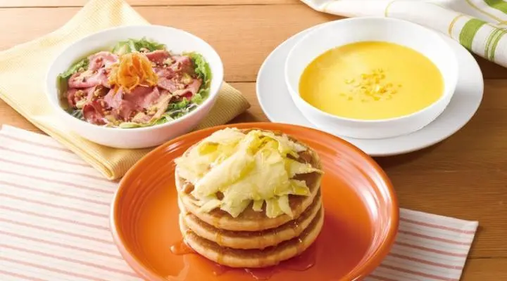 Decadent Shaved Butter Pancakes + Roast Beef Salad + Hokkaido Corn Chowder