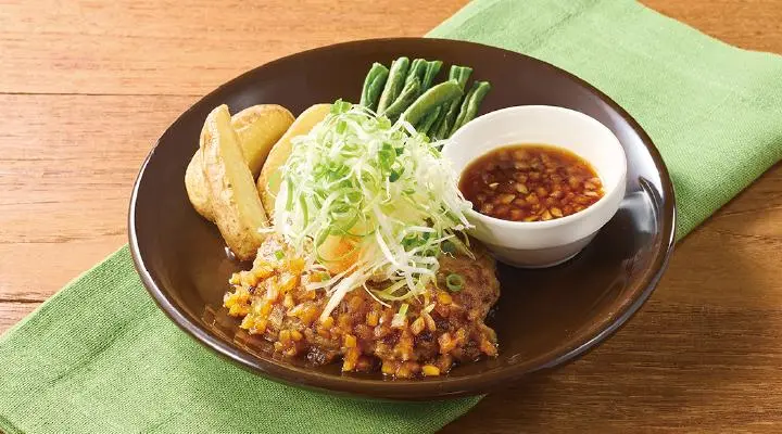 Japanese-Style Grated Daikon & Green Onion Hamburg Steak